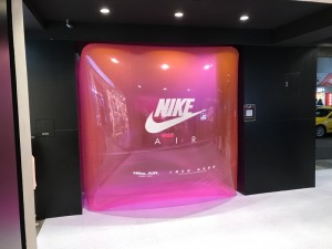 nike 桃紅透明球